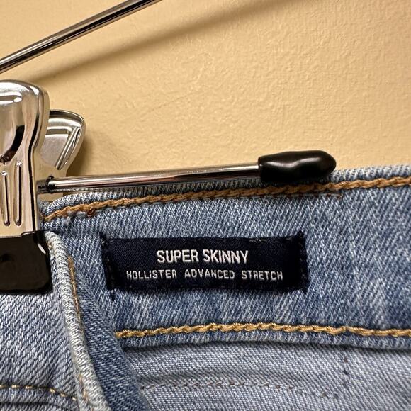 Hollister Size 28 x 30 Blue Light Wash Advanced Stretch Super Skinny Jeans - Picture 5 of 14